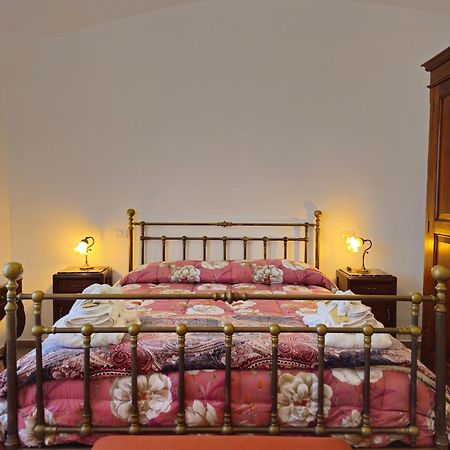 Casale Di Lusso Panoramico Villa Lettere Luaran gambar