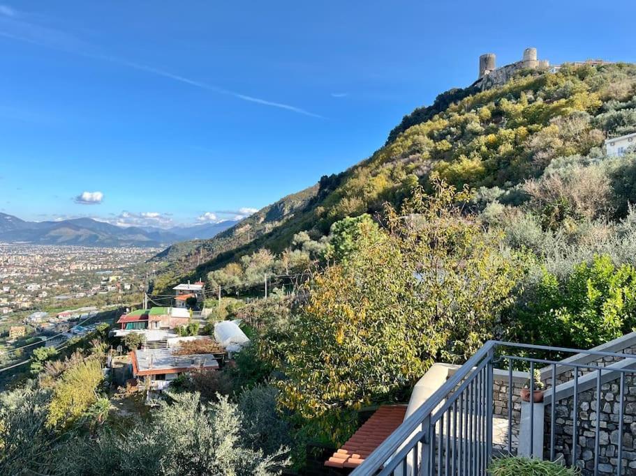 Casale Di Lusso Panoramico Villa Lettere Luaran gambar