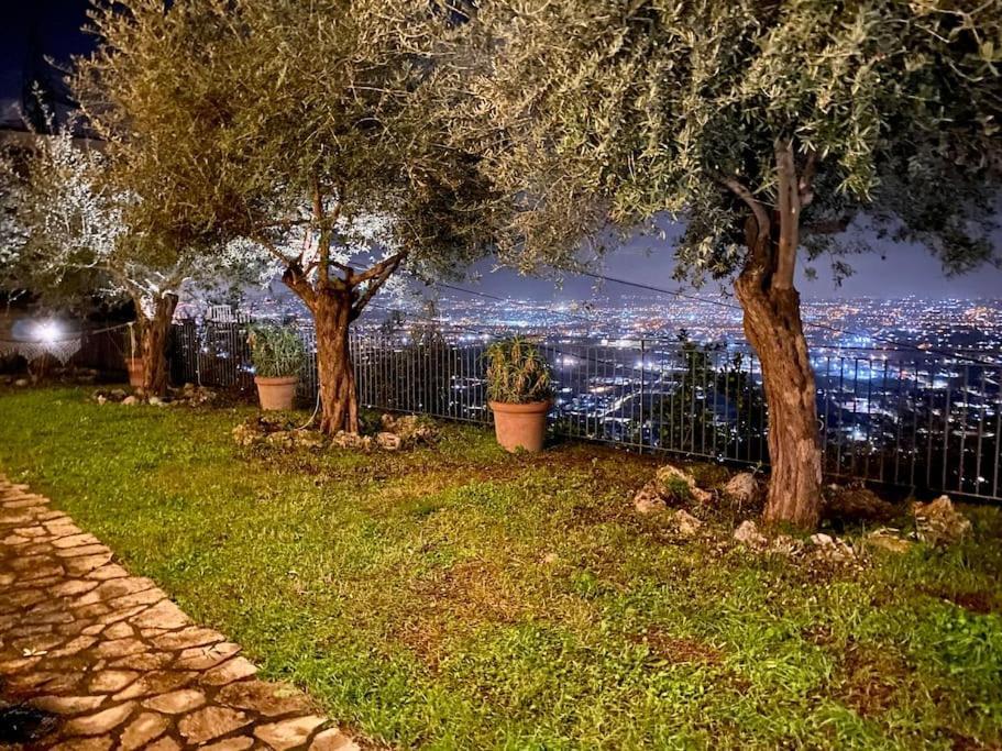 Casale Di Lusso Panoramico Villa Lettere Luaran gambar